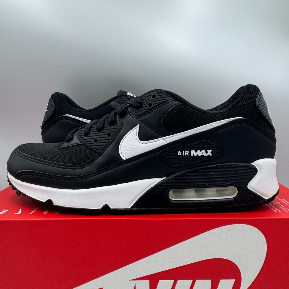 Nike Air Max 90 Black White BRAND NEW Multiple Sizes